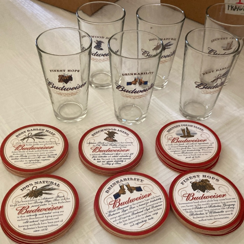 Rare Budweiser Set of Six Pints w/matching coasters